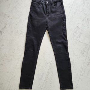 Levi's 721 High Rise Skinny Size 28